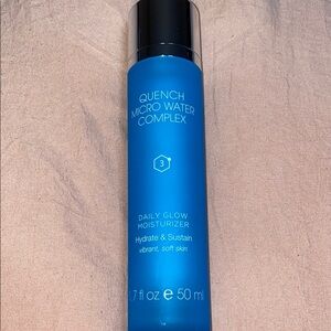 Micro Water Complex Daily Glow Moisturizer - Blue